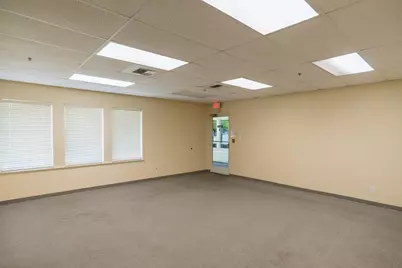 401 Lesher Drive #B, Merced, CA 95341 - Photo 2