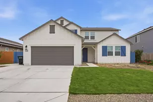 5520 Cora Way, Keyes, CA 95328 - Photo 2