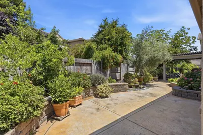 6817 Vilamoura Way, Elk Grove, CA 95757 - Photo 48
