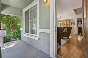 465 Olympus Way, Manteca, CA 95336 - Photo 2