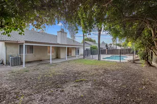 1350 S Grand St, Visalia, CA 93292 - Photo 42