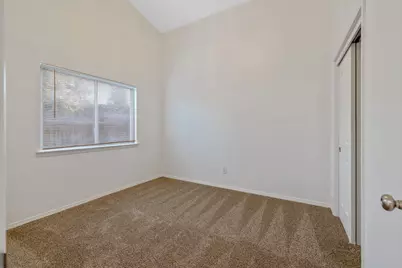 1350 S Grand Street, Visalia, CA 93292 - Photo 36