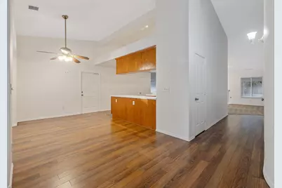 1350 S Grand Street, Visalia, CA 93292 - Photo 10