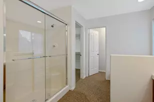 1350 S Grand St, Visalia, CA 93292 - Photo 30