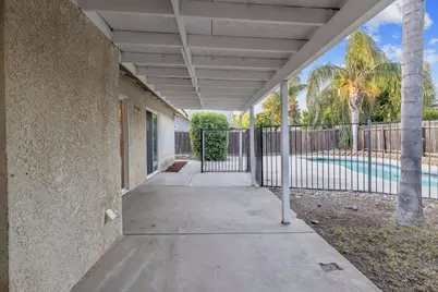 1350 S Grand Street, Visalia, CA 93292 - Photo 44