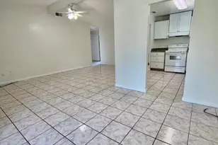 8204 Essen Way, Sacramento, CA 95823 - Photo 6