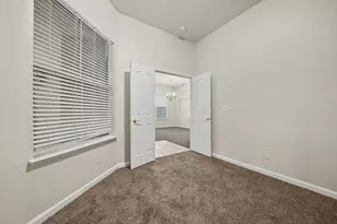 9728 Sand Hollow Way, Elk Grove, CA 95757 - Photo 10