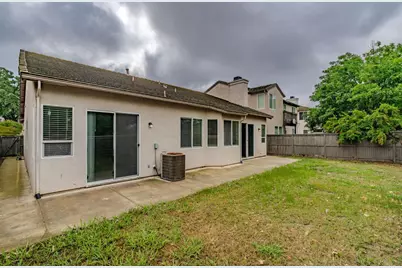 9728 Sand Hollow Way, Elk Grove, CA 95757 - Photo 28