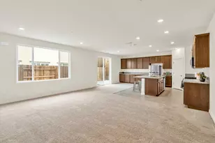 4798 Tilly Dr, Folsom, CA 95630 - Photo 10
