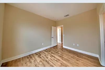 1329 Darrow Drive, Lathrop, CA 95330 - Photo 32