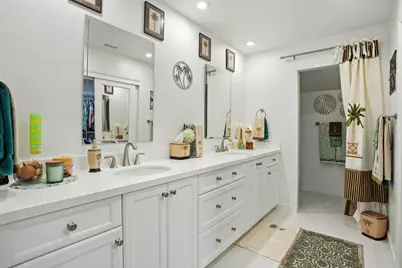 202 Dunbarton Circle, Sacramento, CA 95825 - Photo 16