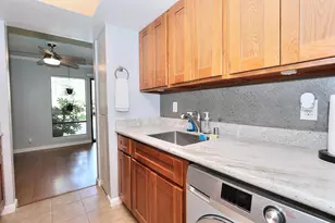 2496 Larkspur Ln, Sacramento, CA 95825 - Photo 22
