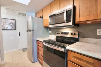 2496 Larkspur Ln #207, Sacramento, CA 95825 - Photo 18