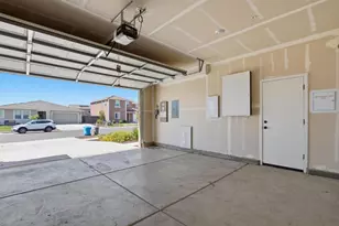 1113 Tributary Wy, Olivehurst, CA 95961 - Photo 40