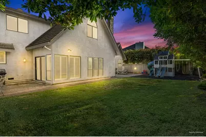 819 Lake Front Drive, Sacramento, CA 95831 - Photo 62