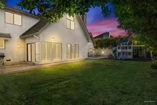 819 Lake Front Dr, Sacramento, CA 95831 - Photo 62