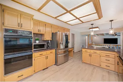 819 Lake Front Drive, Sacramento, CA 95831 - Photo 26
