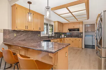 819 Lake Front Drive, Sacramento, CA 95831 - Photo 22