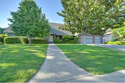 819 Lake Front Drive, Sacramento, CA 95831 - Photo 4