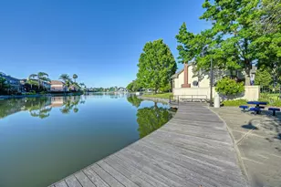 819 Lake Front Dr, Sacramento, CA 95831 - Photo 72