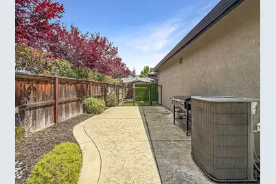 1298 Underwood Lane, Lincoln, CA 95648 - Photo 42