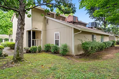 7945 La Riviera Drive, Sacramento, CA 95826 - Photo 32