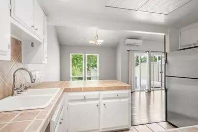 7945 La Riviera Drive, Sacramento, CA 95826 - Photo 14