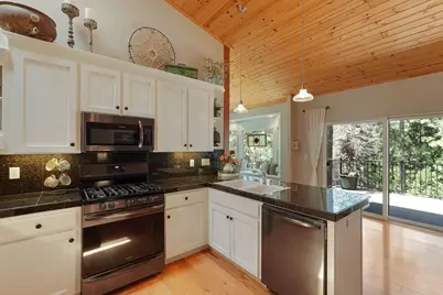 980 Fairway Court, Murphys, CA 95247 - Photo 12