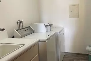 3704 Bonnie Ln, Stockton, CA 95204 - Photo 16