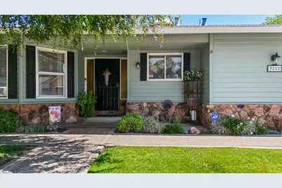 3212 Barry Court, Ceres, CA 95307 - Photo 4