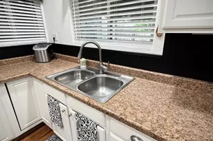 1535 Melrose Ave, Modesto, CA 95350 - Photo 36