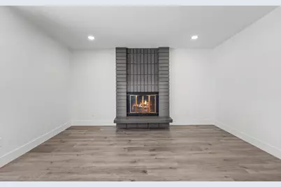 5025 Hemlock Street, Sacramento, CA 95841 - Photo 8