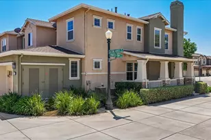 561 Wild Stallion Dr, Oakdale, CA 95361 - Photo 48