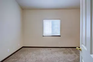 1709 Humboldt Ct, Los Banos, CA 93635 - Photo 32