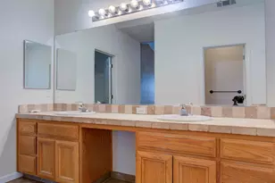1709 Humboldt Ct, Los Banos, CA 93635 - Photo 22