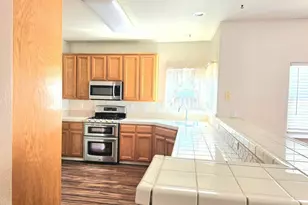 1709 Humboldt Ct, Los Banos, CA 93635 - Photo 18