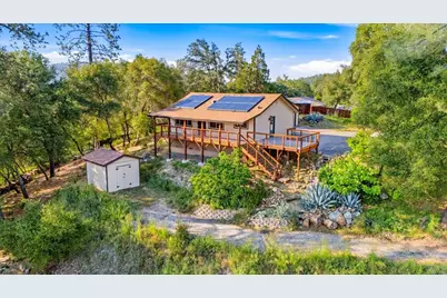 18572 Estrada Place, Grass Valley, CA 95949 - Photo 2