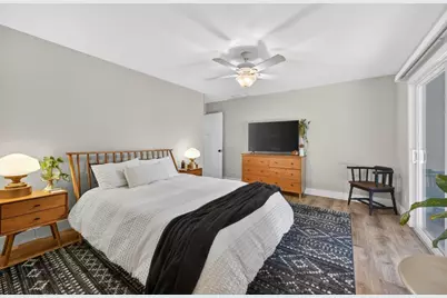 6778 Park Riviera Way, Sacramento, CA 95831 - Photo 24