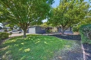 6778 Park Riviera Way, Sacramento, CA 95831 - Photo 44