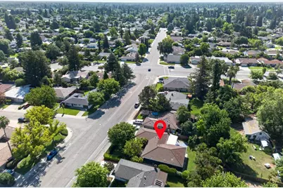 6778 Park Riviera Way, Sacramento, CA 95831 - Photo 40
