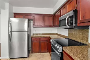 3433 Des Moines Dr, Stockton, CA 95209 - Photo 14
