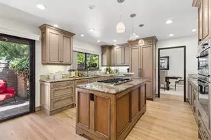 2800 Calle Vista Way, Sacramento, CA 95821 - Photo 26