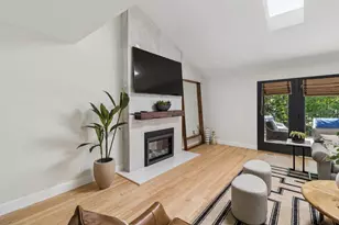 2800 Calle Vista Way, Sacramento, CA 95821 - Photo 12