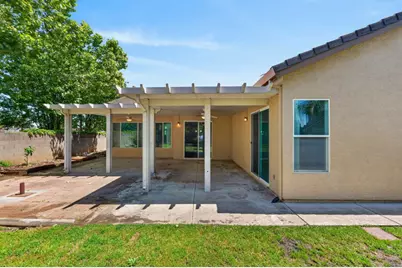 8406 Alameda Park Drive, Elk Grove, CA 95624 - Photo 52