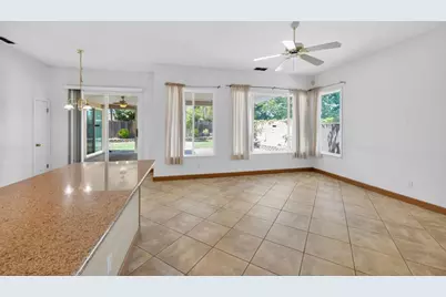 8406 Alameda Park Drive, Elk Grove, CA 95624 - Photo 10