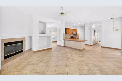 8406 Alameda Park Drive, Elk Grove, CA 95624 - Photo 12