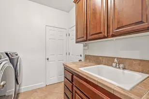 1053 Hillsdale Ln, Lincoln, CA 95648 - Photo 12