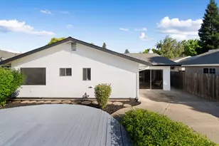 9417 Mira Del Rio Dr, Sacramento, CA 95827 - Photo 38