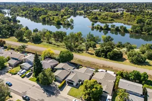 9417 Mira Del Rio Dr, Sacramento, CA 95827 - Photo 48
