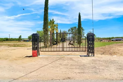 18537 Road 17, Madera, CA 93637 - Photo 1